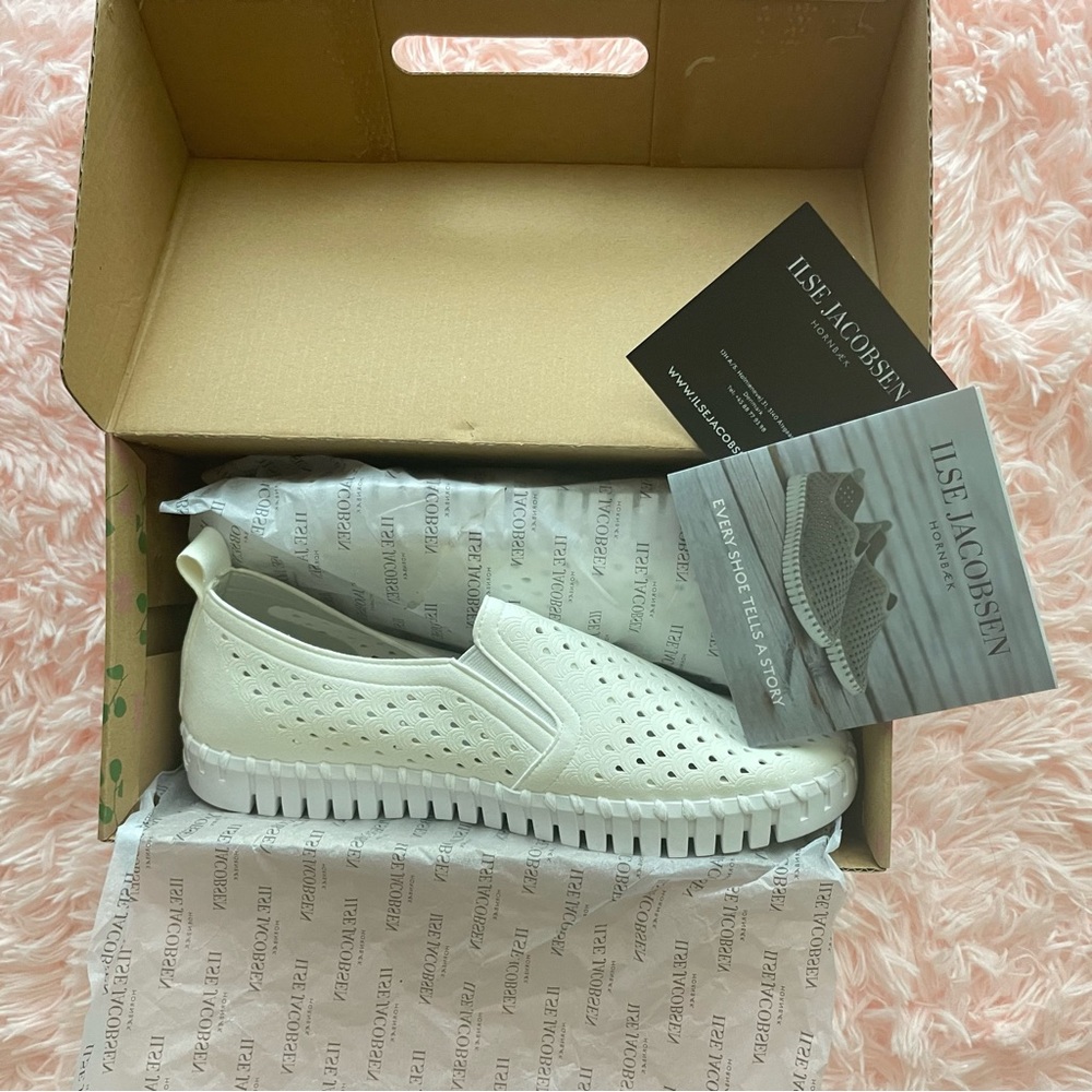Ilse Jacobsen Tulip 140 laser cut slip on sneaker white sizes 8.5 9.5 10.5 NIB - Picture 2 of 12